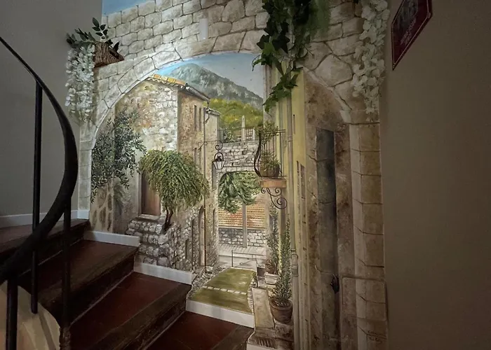 La Sanverine Private Room Historic Center Vence