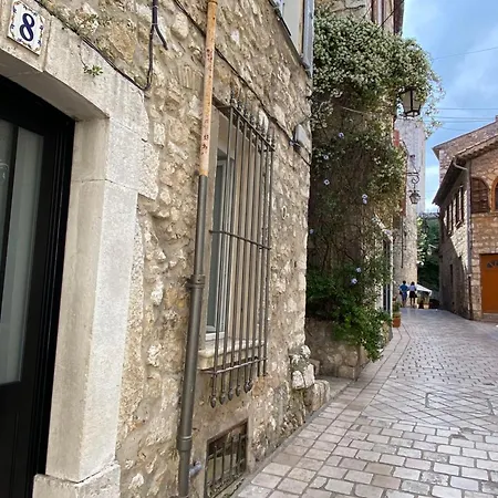 La Sanverine Private Room Historic Center Vence Exterior photo